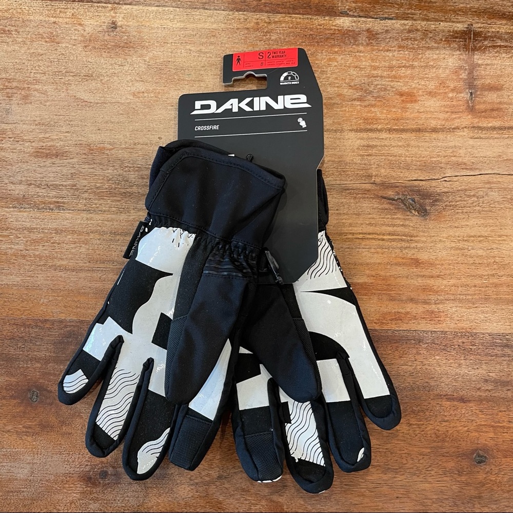 NWT Dakine Crossfire Gloves